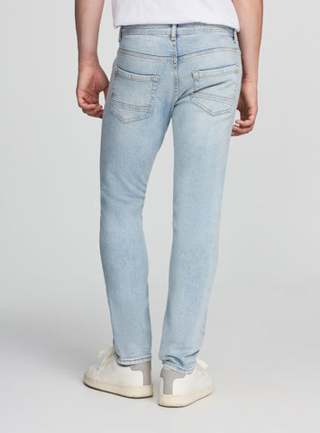 TERRANOVA Light Wash Regular Fit Jeans