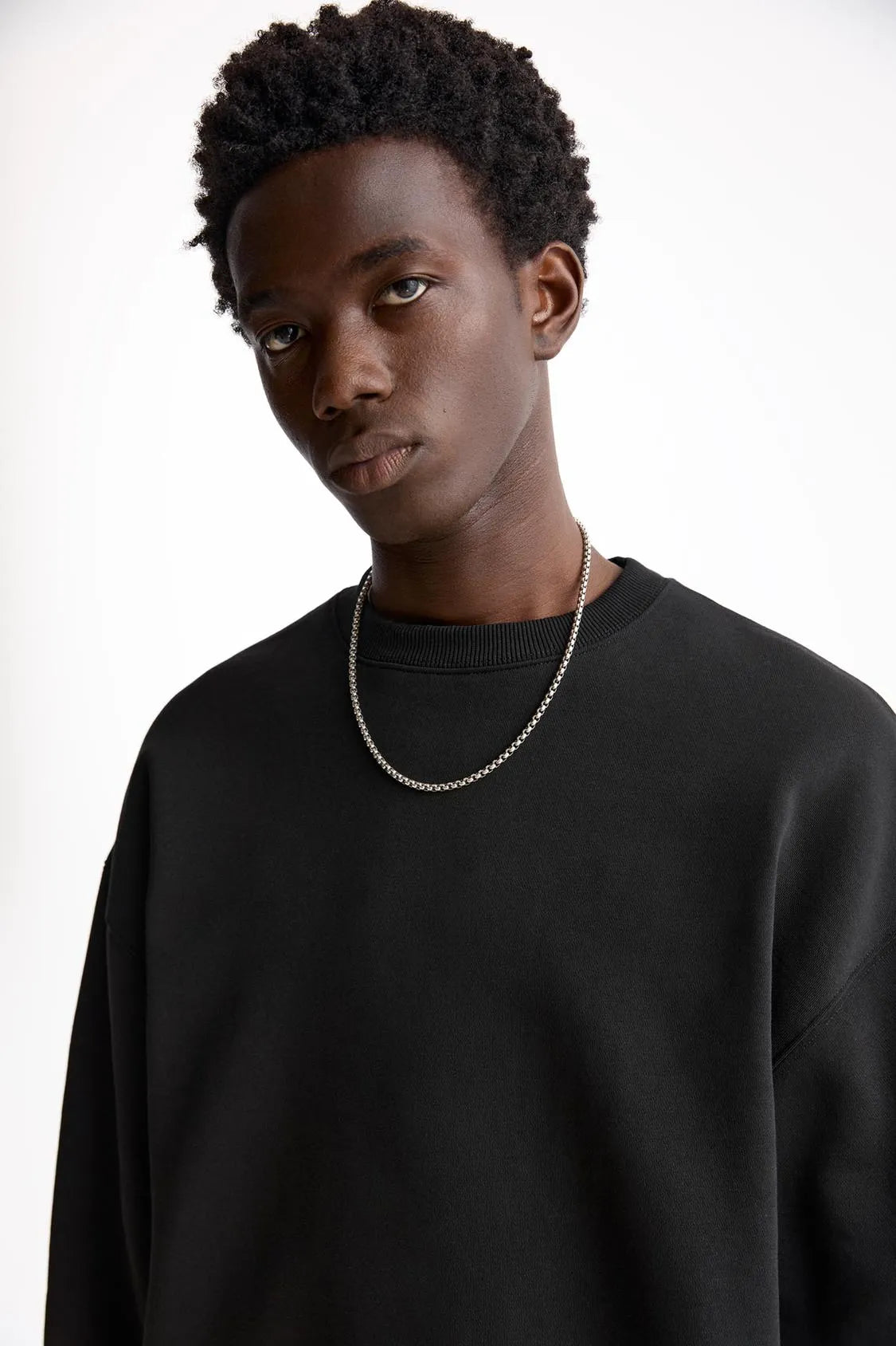 PULL&BEAR Basic Round Neck Sweatshirt