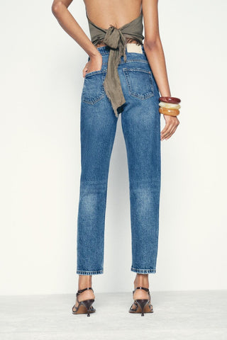 ZR MOM FIT High-Rise Jeans