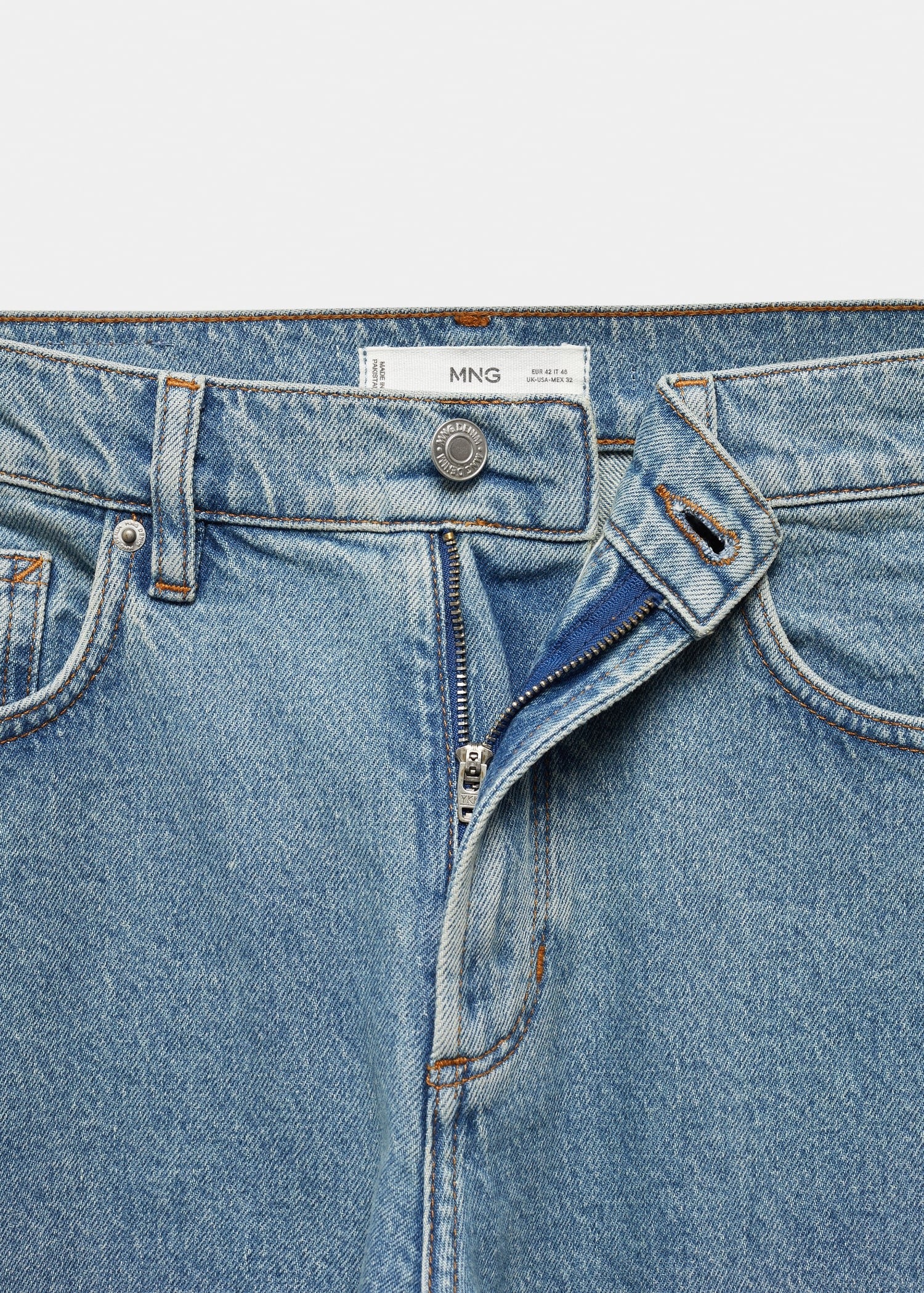 BEN Tapered Fit Jeans