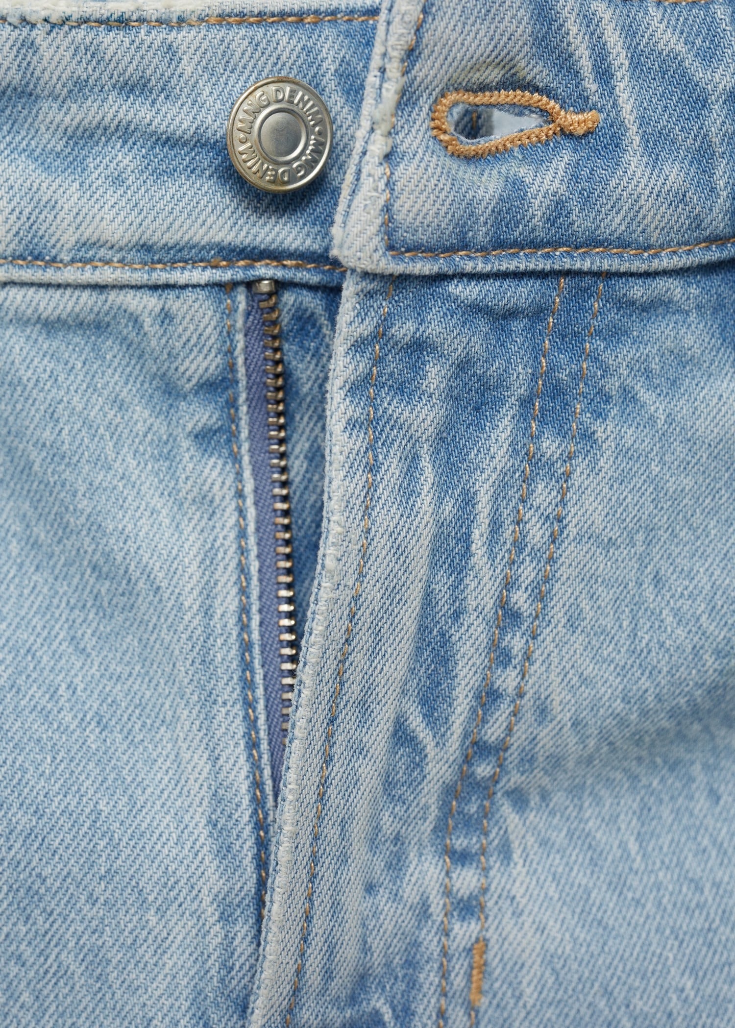 BEN Tapered Fit Jeans