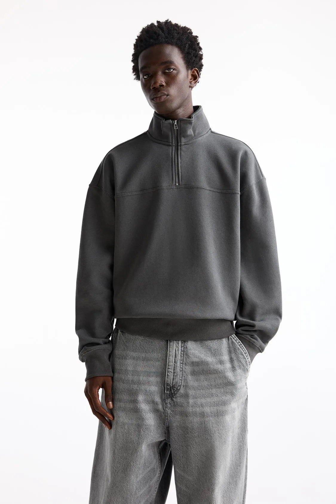 PULL&BEAR SWEATSHIRT WITH ZIP-UP COLLAR