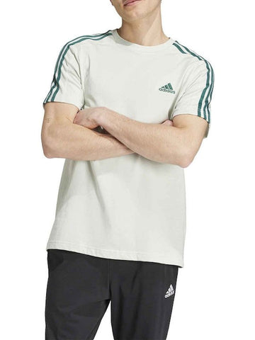 Essentials Small Logo Single Tee