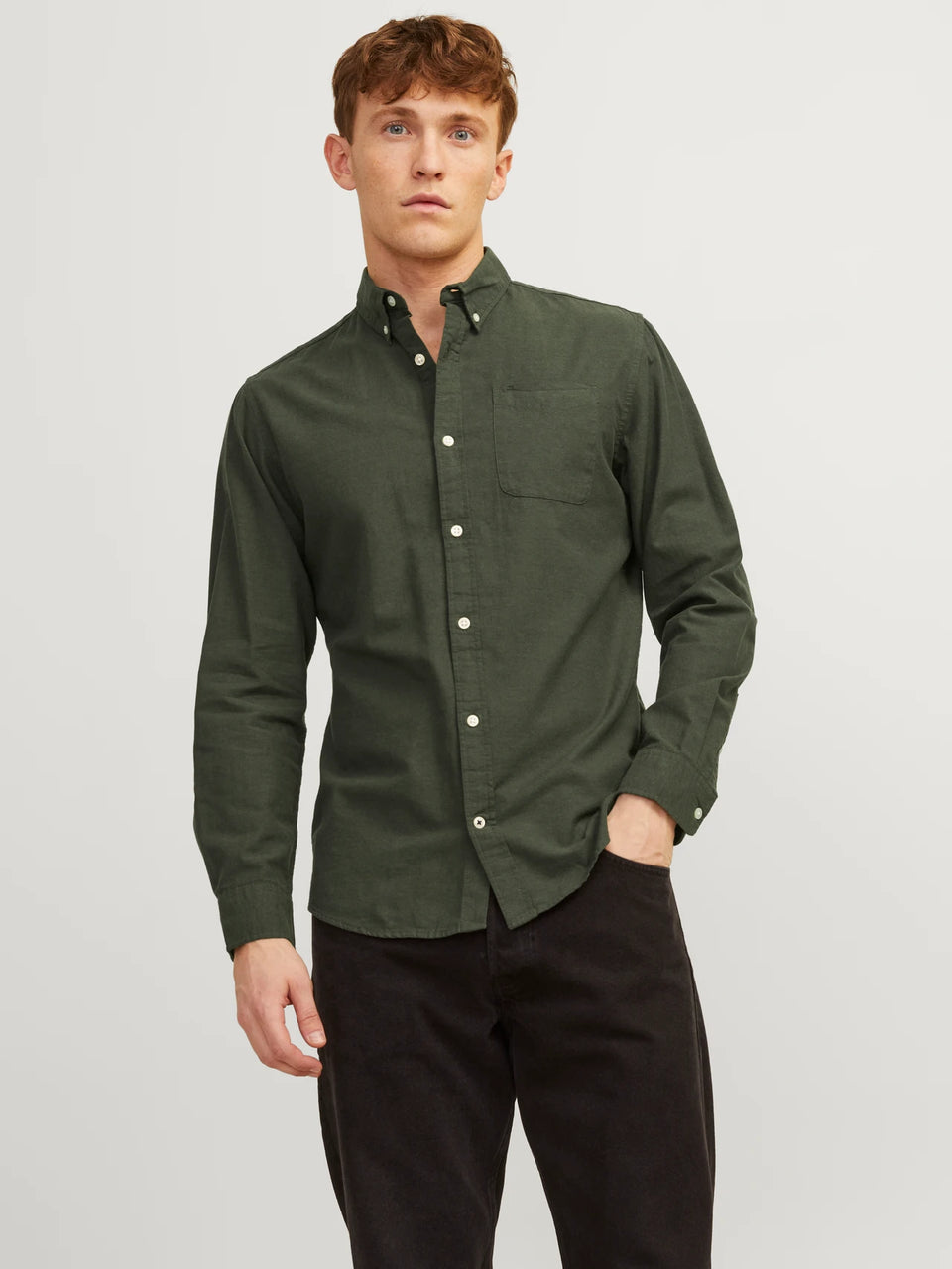 Men Slim Fit Casual Shirt