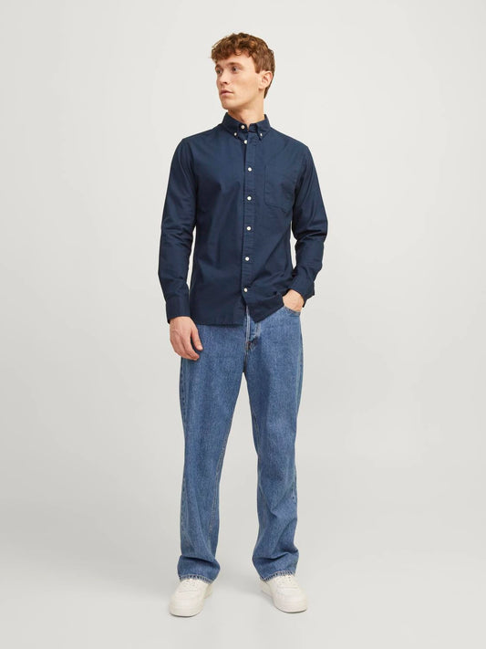 Men Slim Fit Casual Shirt