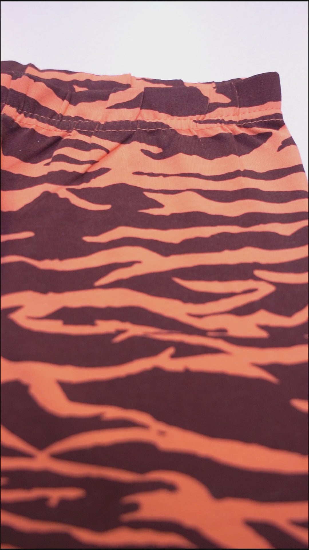 ایم او کڈز بیسک یلو شارٹس