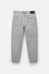 Standard Fit Jeans