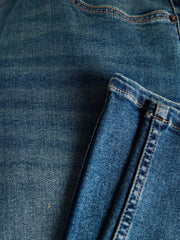 ریزروڈ سلم فٹ جینز