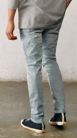 Slim Fit Light Wash Jeans For Mens